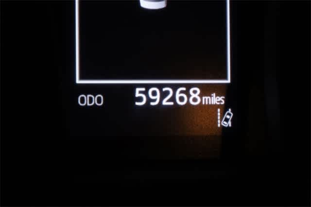 Thumbnail: 2021 Toyota Camry - 25