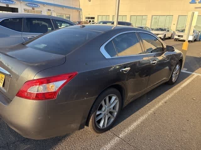Thumbnail: 2011 Nissan Maxima - 12