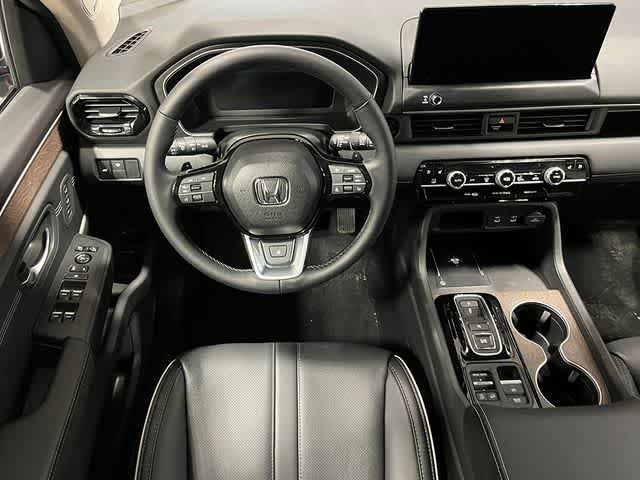 Thumbnail: 2026 Honda Pilot - 15