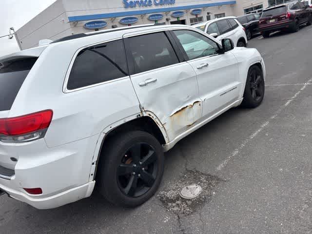 Thumbnail: 2015 Jeep Grand Cherokee - 13
