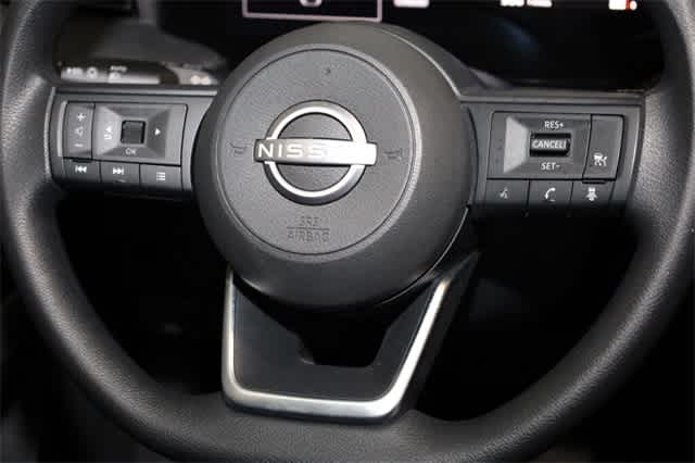 Thumbnail: 2025 Nissan Kicks - 33