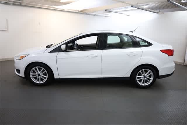 Thumbnail: 2015 Ford Focus - 3