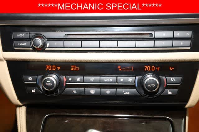 Thumbnail: 2011 BMW 5 Series - 32