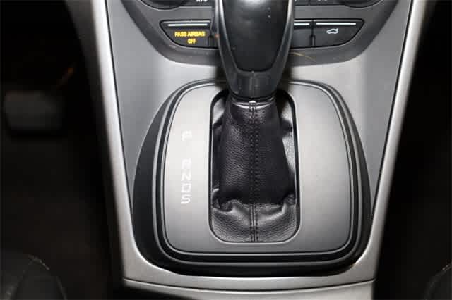 Thumbnail: 2015 Ford Escape - 32