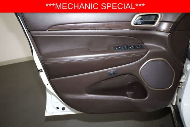 Thumbnail: 2014 Jeep Grand Cherokee - 13
