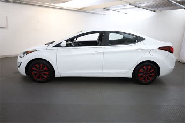 Thumbnail: 2016 Hyundai Elantra - 3