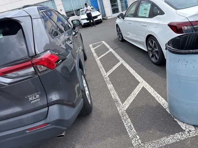 Thumbnail: 2019 Toyota RAV4 - 19