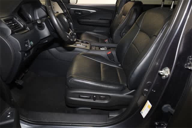Thumbnail: 2019 Honda Passport - 15