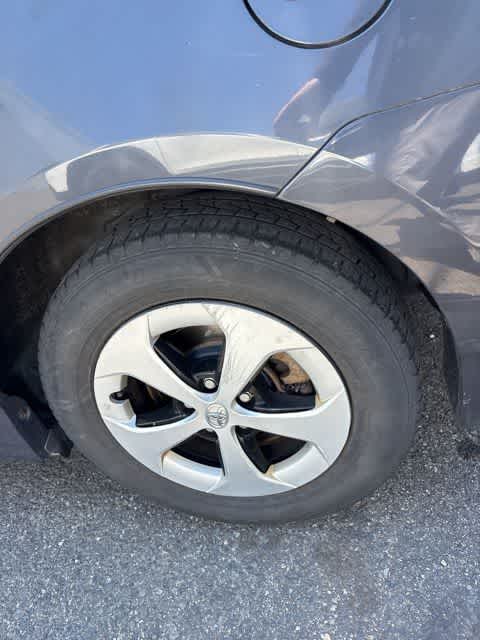 Thumbnail: 2012 Toyota Prius - 20