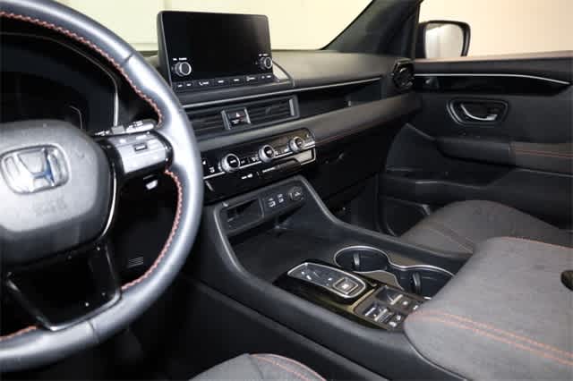 Thumbnail: 2023 Honda Pilot - 24