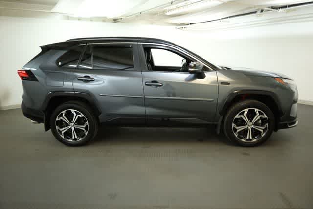Thumbnail: 2023 Toyota RAV4 - 9