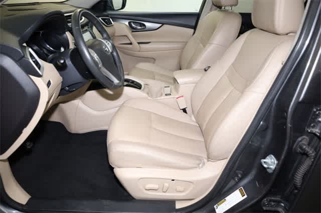 Thumbnail: 2016 Nissan Rogue - 15