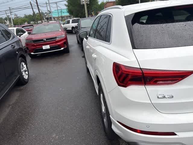 Thumbnail: 2021 Audi Q3 - 23