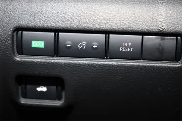 Thumbnail: 2020 Nissan Sentra - 26