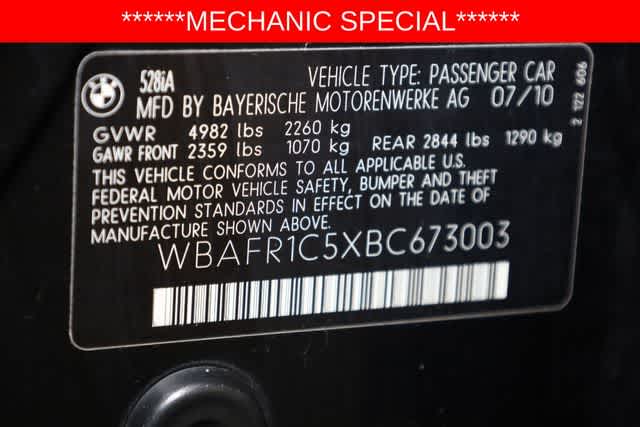 Thumbnail: 2011 BMW 5 Series - 40