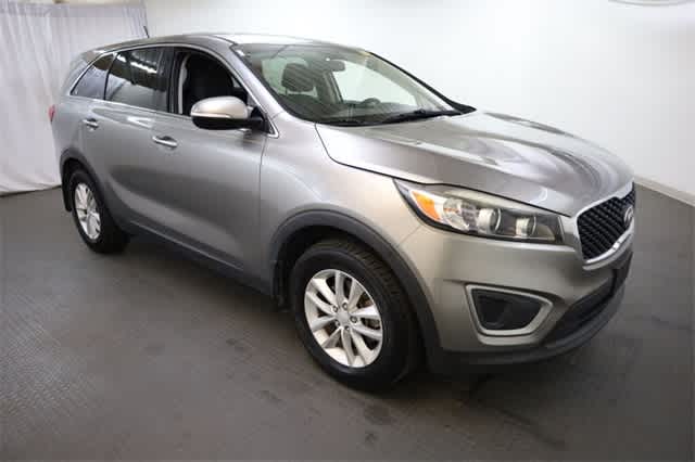 Thumbnail: 2017 Kia Sorento - 10