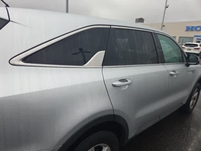 Thumbnail: 2021 Kia Sorento - 13