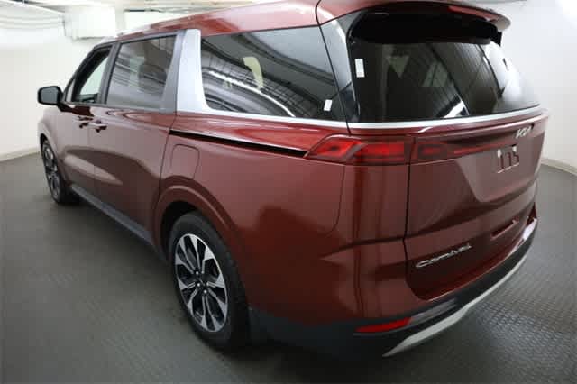 Thumbnail: 2022 Kia Carnival - 4