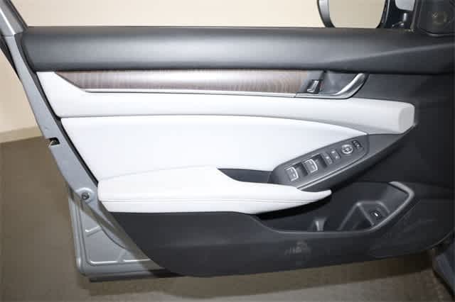 Thumbnail: 2018 Honda Accord - 13