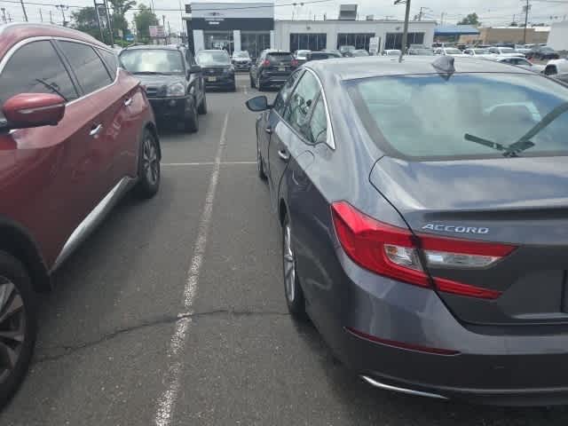 2022 Honda Accord LX 9