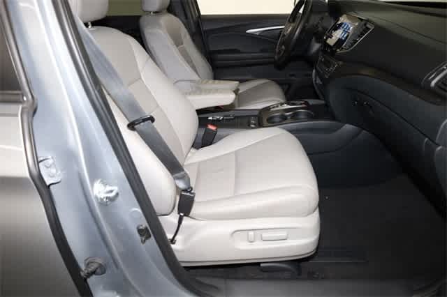 Thumbnail: 2023 Honda Passport - 20