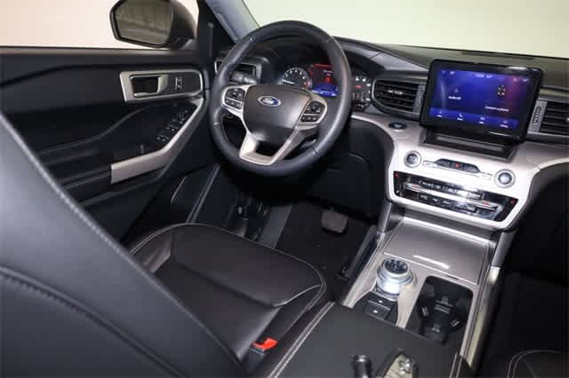 Thumbnail: 2023 Ford Explorer - 16