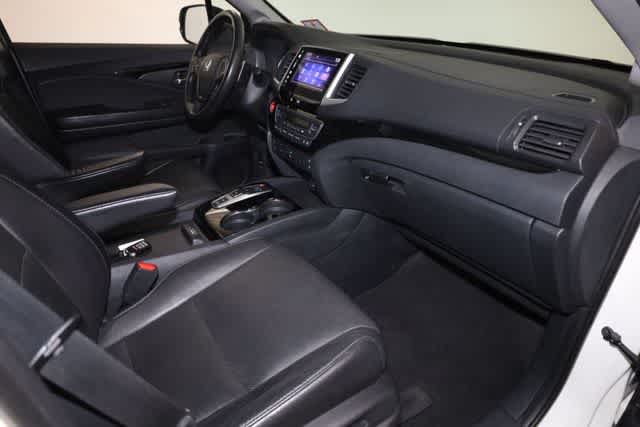 Thumbnail: 2016 Honda Pilot - 19