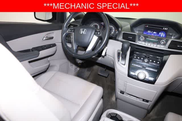 Thumbnail: 2013 Honda Odyssey - 23