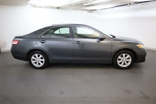 Thumbnail: 2011 Toyota Camry - 9