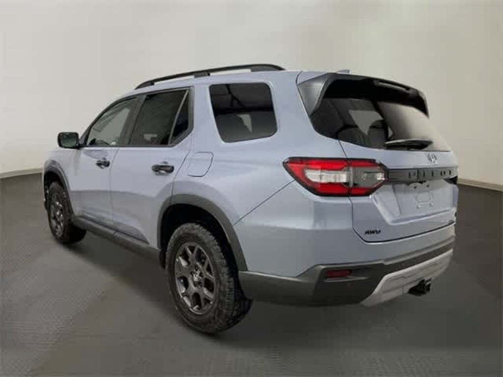 New 2025 Honda Pilot TrailSport SUV