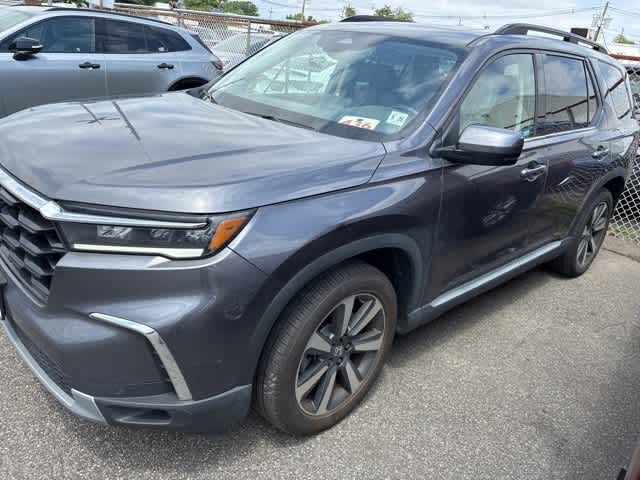 Thumbnail: 2023 Honda Pilot - 2