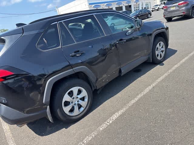Thumbnail: 2020 Toyota RAV4 - 10