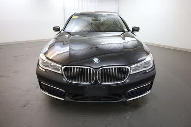 Thumbnail: 2016 BMW 7 Series - 12