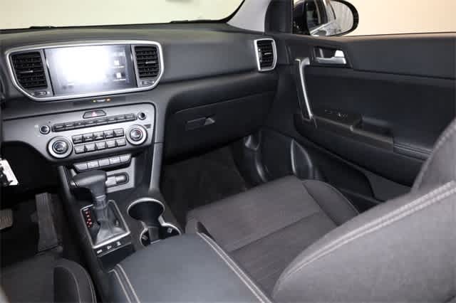 Thumbnail: 2020 Kia Sportage - 18