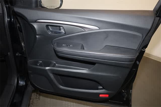 Thumbnail: 2021 Honda Ridgeline - 22