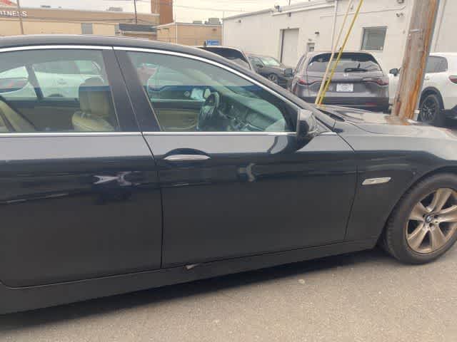 Thumbnail: 2011 BMW 5 Series - 23