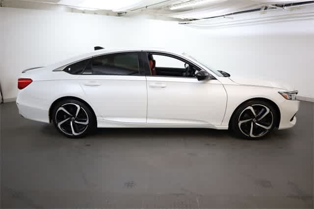 Thumbnail: 2022 Honda Accord - 9