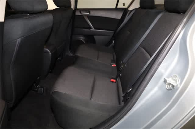 Thumbnail: 2012 Mazda Mazda3 - 21
