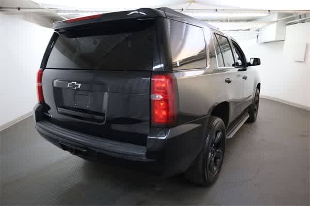 Thumbnail: 2017 Chevrolet Tahoe - 7