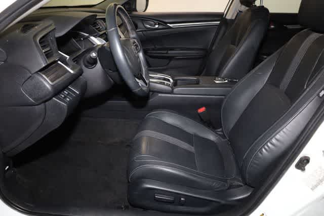 Thumbnail: 2019 Honda Civic - 17