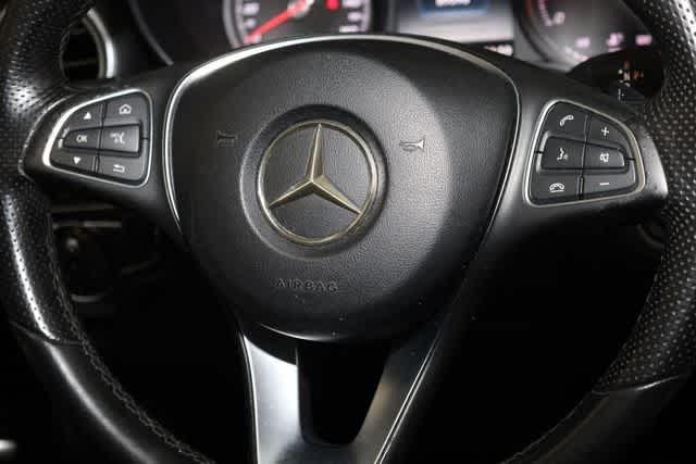 Thumbnail: 2015 Mercedes-Benz C-Class - 30