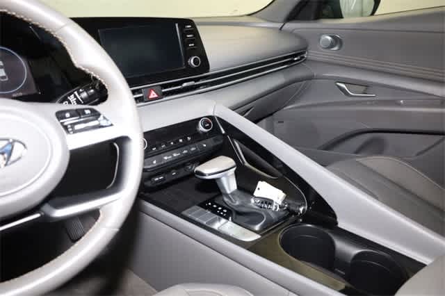 Thumbnail: 2021 Hyundai Elantra - 23