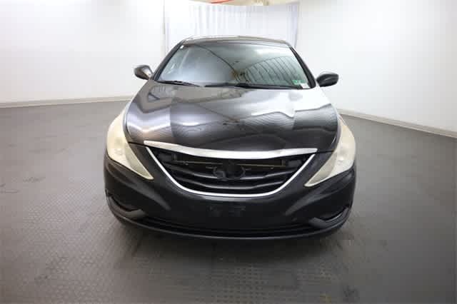 Thumbnail: 2011 Hyundai Sonata - 13