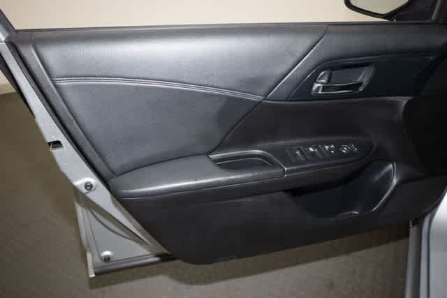 Thumbnail: 2013 Honda Accord - 13