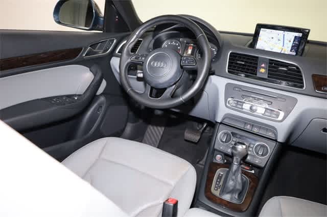 Thumbnail: 2016 Audi Q3 - 16