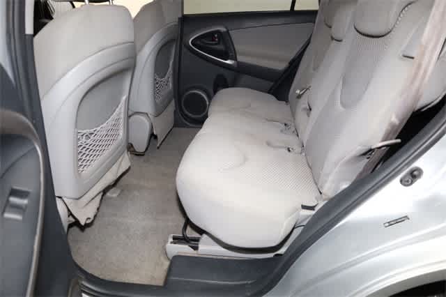 Thumbnail: 2008 Toyota RAV4 - 21
