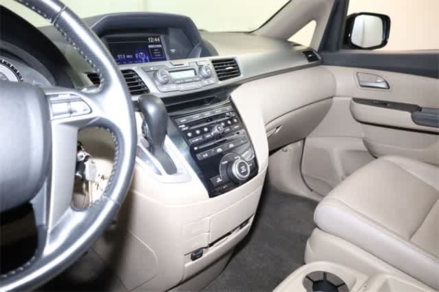 Thumbnail: 2013 Honda Odyssey - 24