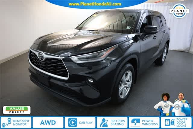 2021 Toyota Highlander LE -
                  Union, NJ