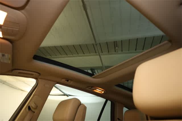 Thumbnail: 2008 Mercedes-Benz R-Class - 25