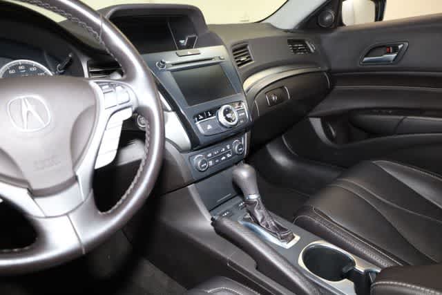 Thumbnail: 2022 Acura ILX - 23